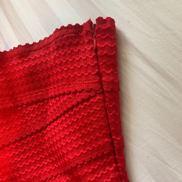 Red strapless tube dress - Picture 4 of 8